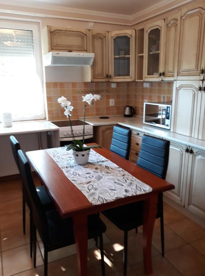 Kiskucko Apartman Hajdúszoboszló Extérieur photo